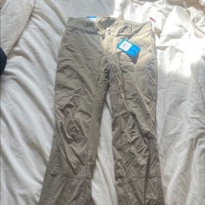 Columbia Men's Khaki Chinos